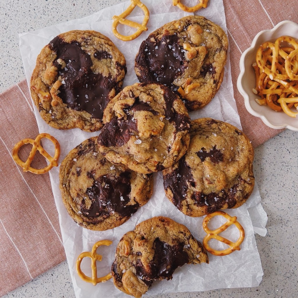 Chocolate Chunk and Pretzel&nbsp;Cookies